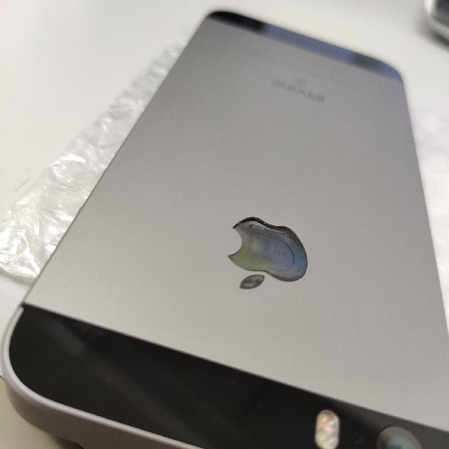 ♪送料無料♪iPhone7 32GBシルバー 未使用新品♪SIMフリー♪8714