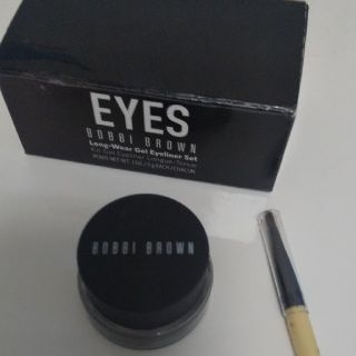 ボビイブラウン(BOBBI BROWN)のボビーブラウン ジェルアイライナー 筆付き(アイライナー)