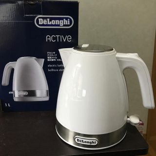 デロンギ(DeLonghi)の【☆様専用】デロンギ アクティブ 電気ケトル KBLA1200J-W(電気ケトル)