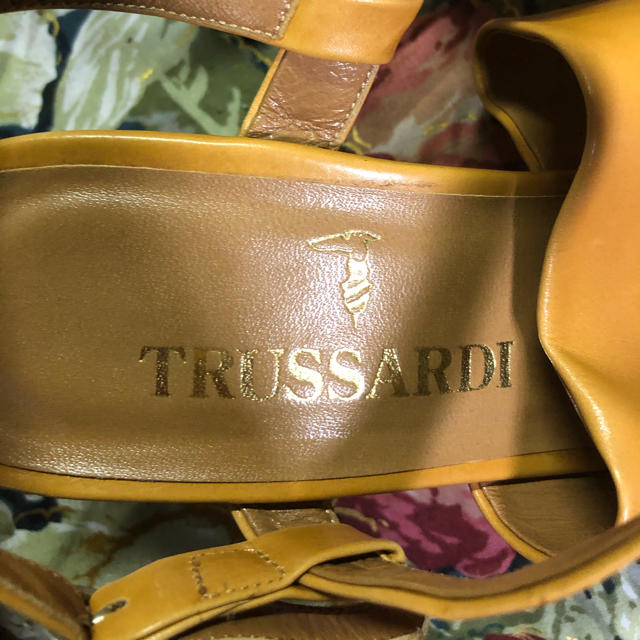 Trussardi(トラサルディ)のTRUSSARDI    パンプス   未使用　23㎝ レディースの靴/シューズ(ハイヒール/パンプス)の商品写真