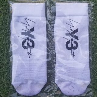 ワイスリー(Y-3)のY-3 ヨウジヤマモト　socks ソックス　靴下　白　ホワイト(ソックス)