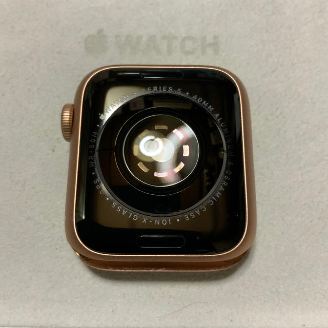 Apple Watch(アップルウォッチ)の(純正品) Apple Watch series5 40mm GPSモデル メンズの時計(腕時計(デジタル))の商品写真