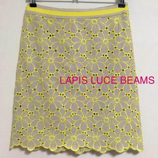 ビームス(BEAMS)の【新品・未使用】LAPIS LUCE BEAMS ☆ フラワー スカート(ひざ丈スカート)