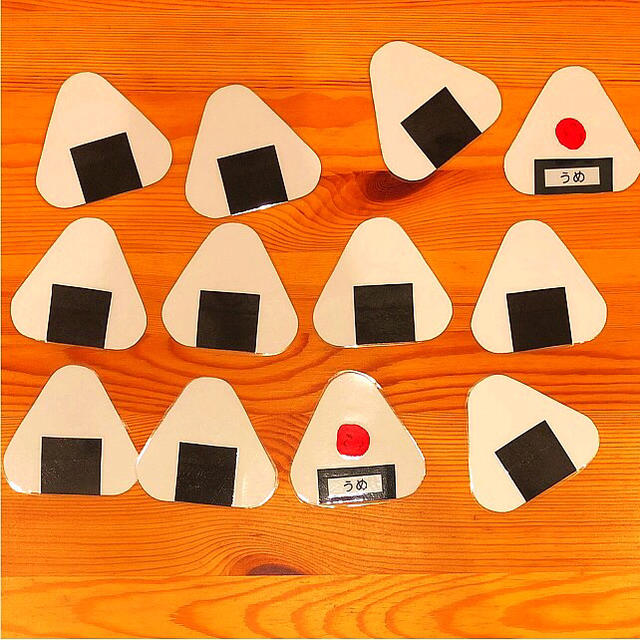 おにぎりかるた　72枚 エンタメ/ホビーのテーブルゲーム/ホビー(カルタ/百人一首)の商品写真