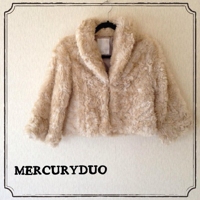 MERCURYDUO(マーキュリーデュオ)のフェイクファー コート☆ レディースのジャケット/アウター(毛皮/ファーコート)の商品写真