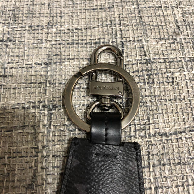 LOUIS VUITTON(ルイヴィトン)のルイヴィトン  キーリング　ポルトクレクラッシュクレ　M63620 キーホルダー メンズのファッション小物(キーホルダー)の商品写真