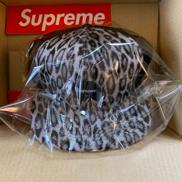 supreme メッシュキャップ　新品未使用