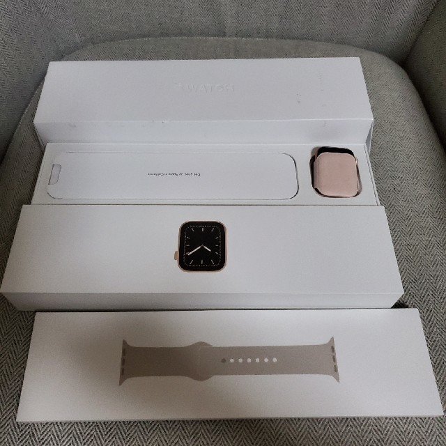 Apple Watch Series5　GPS＋Cellular 40mmメンズ