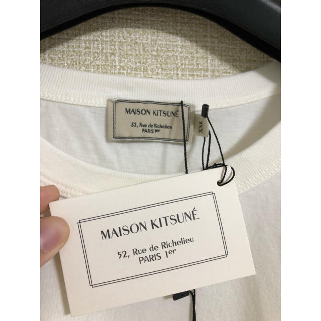 MAISON KITSUNE'(メゾンキツネ)のMAISON KITSUNE Triangle Fox Tee メンズのトップス(Tシャツ/カットソー(半袖/袖なし))の商品写真