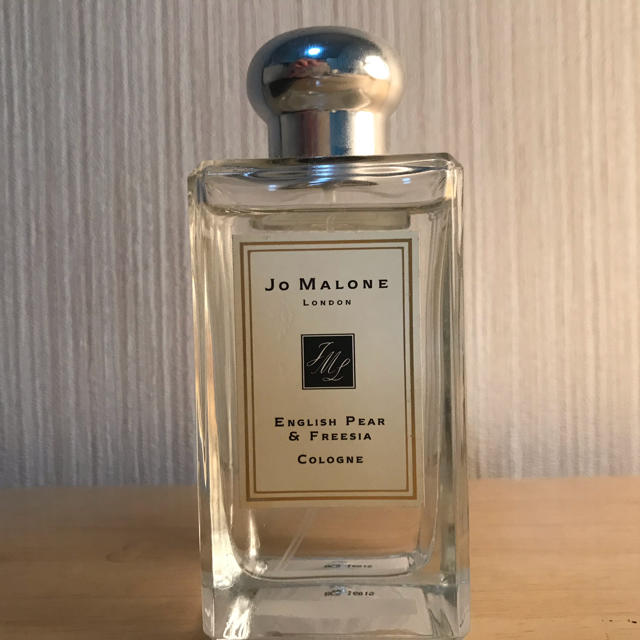 Jo Malone(ジョーマローン)のJO MALONE 香水　イングリッシュ ペアー＆フリージア　100ml コスメ/美容の香水(香水(女性用))の商品写真