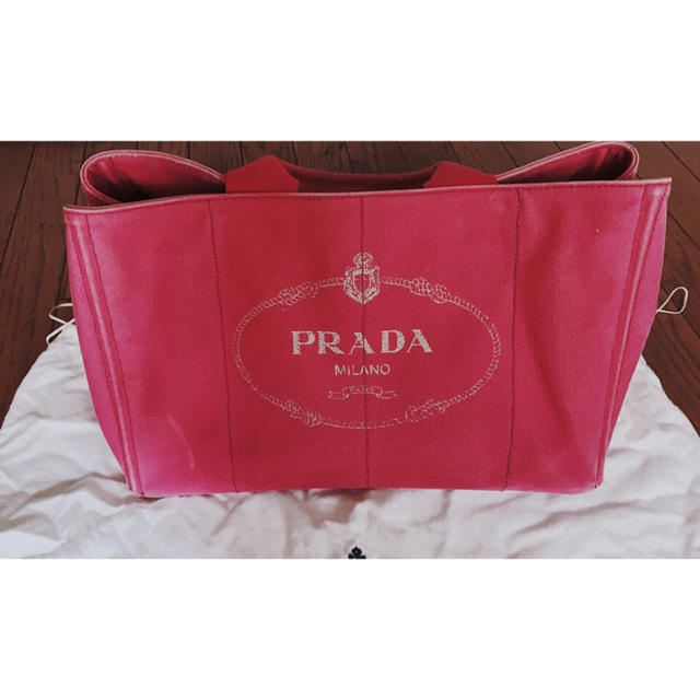PRADA(プラダ)のPRADA プラダ カナパ レディースのバッグ(トートバッグ)の商品写真