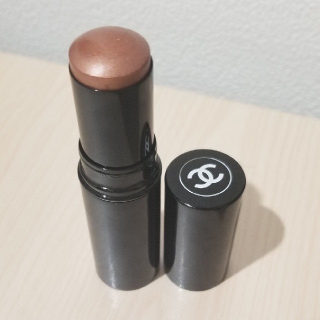 CHANEL ハイライト