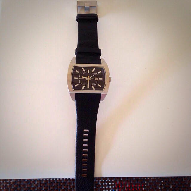 DIESEL(ディーゼル)のDIESEL腕時計 値下げ中 メンズの時計(レザーベルト)の商品写真