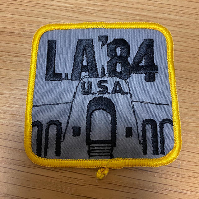 新品 未使用 L.A84 USA ワッペン 刺繍 MADE IN USA ハンドメイドの素材/材料(各種パーツ)の商品写真