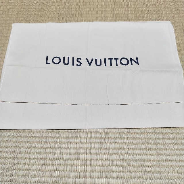 LOUIS VUITTON(ルイヴィトン)のルイヴィトン　保存袋　布袋 レディースのバッグ(ショップ袋)の商品写真