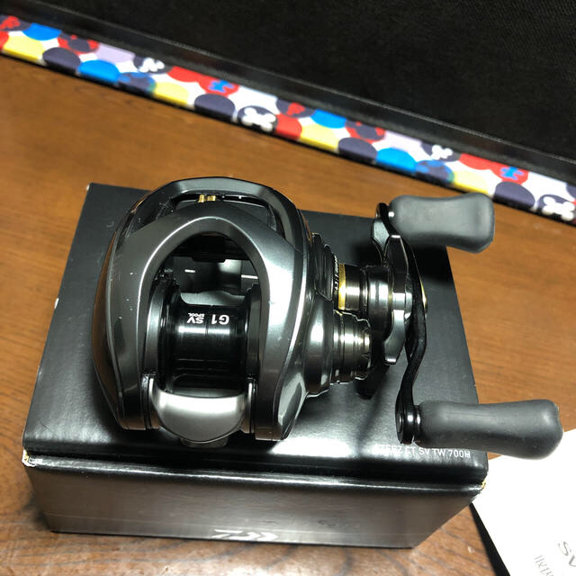 DAIWA(ダイワ)のれもんてぃ様専用　スティーズ　CT SV TW 700 H    STEEZ スポーツ/アウトドアのフィッシング(リール)の商品写真