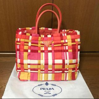 PRADA(ハンドバッグ)のフリマアイテム一覧 PRADA(ハンドバッグ)のフリマアイテム一覧