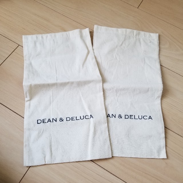 DEAN & DELUCA(ディーンアンドデルーカ)のDEAN&DELUCA　商品袋　2枚 レディースのバッグ(ショップ袋)の商品写真