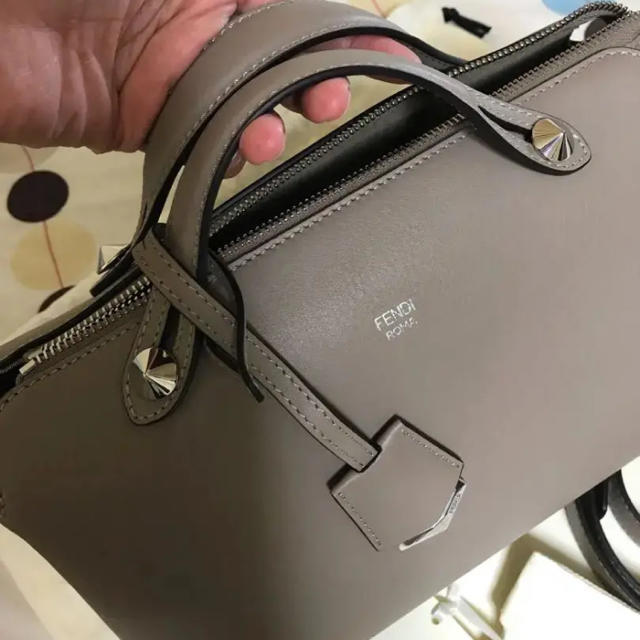 FENDI(フェンディ)のフェンディ バイザウェイ ジジハイジ様専用 レディースのバッグ(ハンドバッグ)の商品写真
