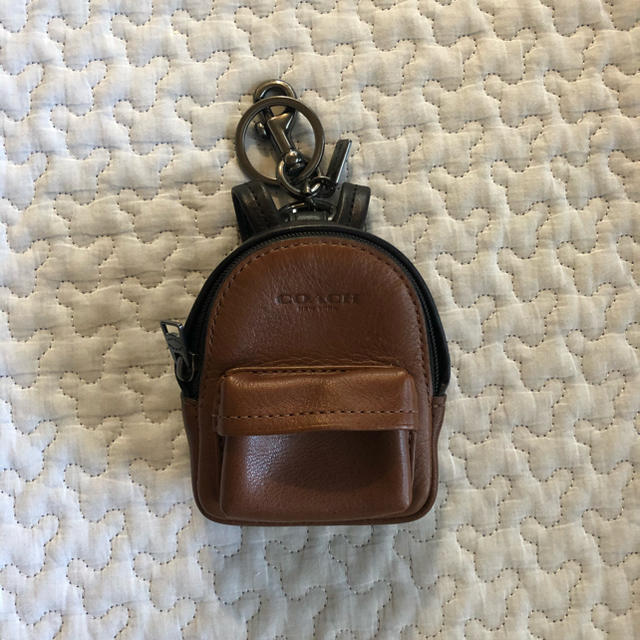 COACH(コーチ)のコーチ　COACH ミニリュック　ポーチ レディースのファッション小物(ポーチ)の商品写真