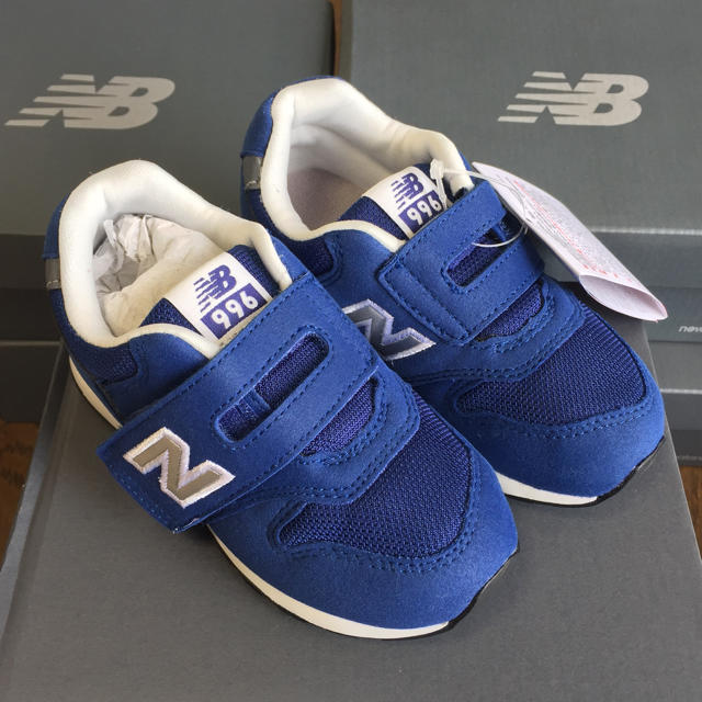 New Balance(ニューバランス)の新品 15センチ ニューバランス   ブルー キッズ/ベビー/マタニティのキッズ靴/シューズ(15cm~)(スニーカー)の商品写真