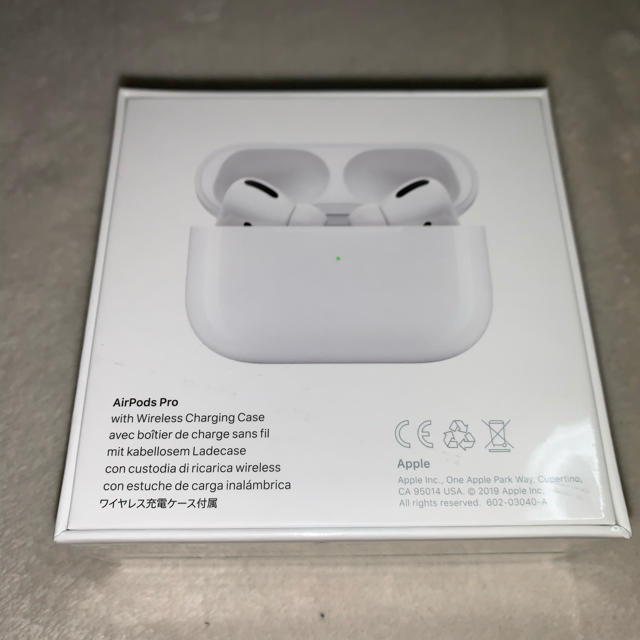 AirPods Pro MWP22J/A - ヘッドフォン/イヤフォン
