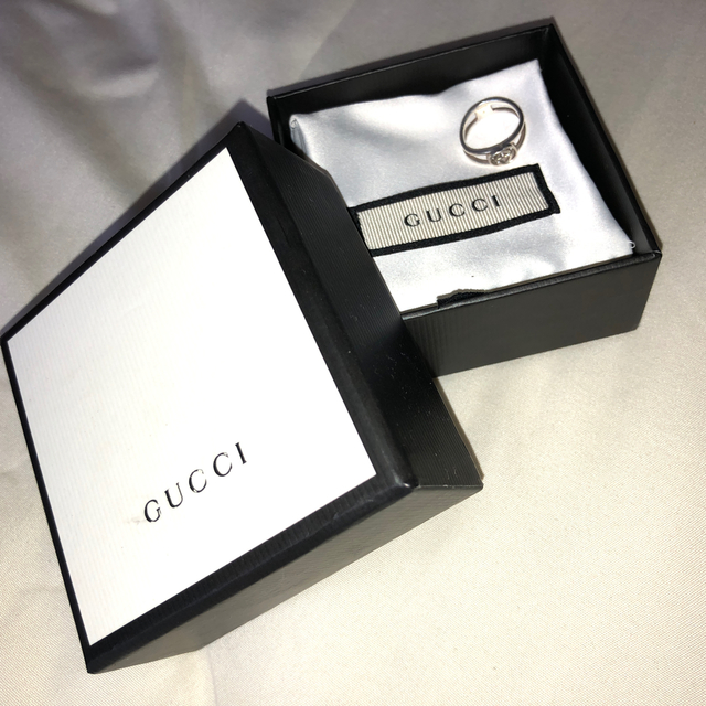 Gucci(グッチ)のGUCCIリング   付属品付き 今日限り4600円 レディースのアクセサリー(リング(指輪))の商品写真