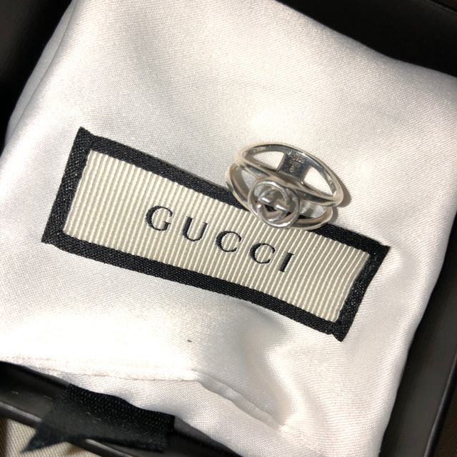 Gucci(グッチ)のGUCCIリング   付属品付き 今日限り4600円 レディースのアクセサリー(リング(指輪))の商品写真