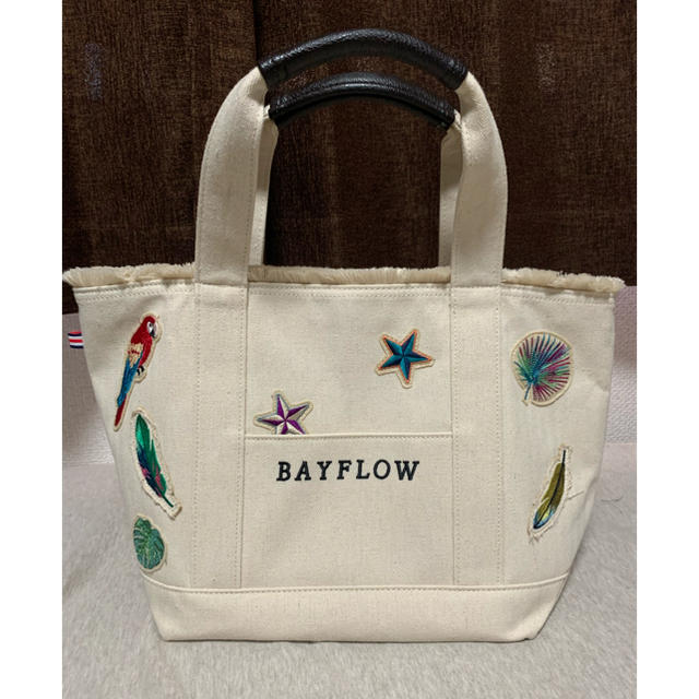 BAYFLOW(ベイフロー)のBAYFLOW ワッペンロゴトート M レディースのバッグ(トートバッグ)の商品写真