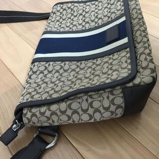 コーチ(COACH)のcoach コーチ　ショルダーバッグ　カバン(ショルダーバッグ)