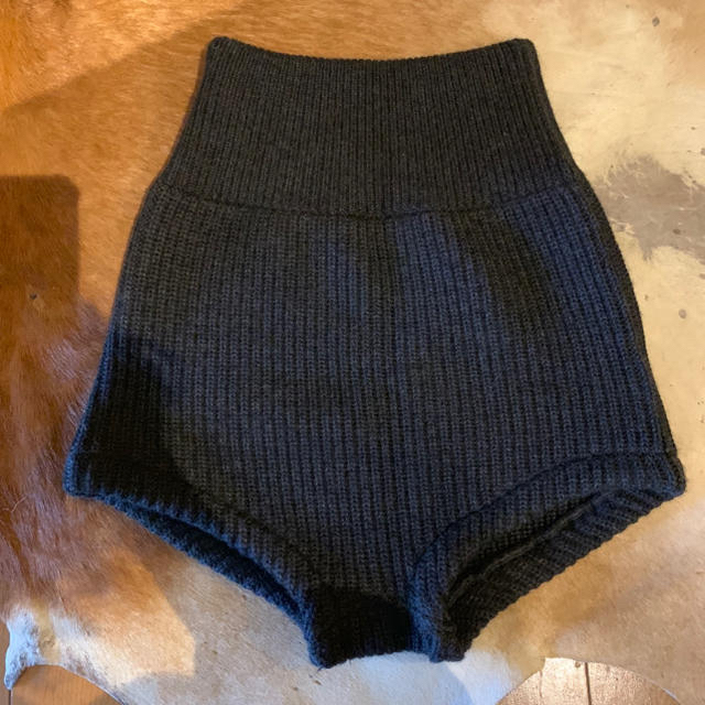 fumika uchida ニットショートパンツ 美品 - ショートパンツ