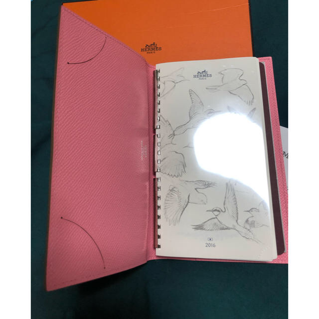 Hermes(エルメス)の♡様専用　エルメス　新品　手帳カバー　ヴィジョン　ローズコンフェッティ　ピンク レディースのファッション小物(その他)の商品写真