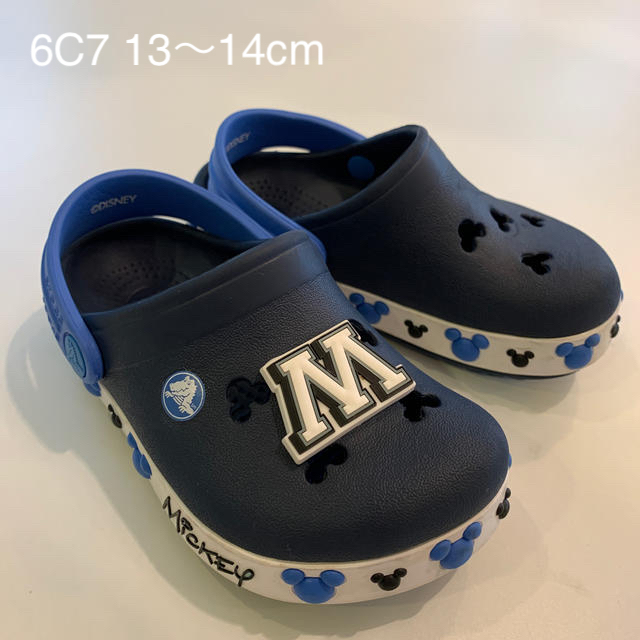 crocs(クロックス)の美品　クロックス　サンダル　ミッキー　ディズニー　6c7 キッズ/ベビー/マタニティのベビー靴/シューズ(~14cm)(サンダル)の商品写真