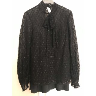 ミュウミュウ(miumiu)のMORE SALE🚩MIU MIU ドットラメ BLACK ボウタイ付きブラウス(シャツ/ブラウス(長袖/七分))