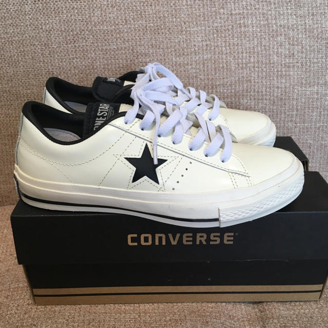 靴/シューズ【未使用】CONVERSE スニーカー