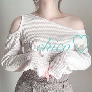 フーズフーチコ(who's who Chico)の今季格安♡チコ♡ワンショルスリットワッフルトップス(カットソー(長袖/七分))