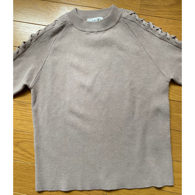 rienda(リエンダ)のEBLOA ショルダーレースアップスリムknit TOP レディースのトップス(ニット/セーター)の商品写真