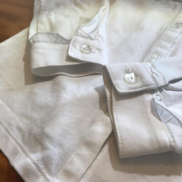 BeBe(ベベ)の《アリス様専用》BeBe 白ブラウス⭐︎120 キッズ/ベビー/マタニティのキッズ服女の子用(90cm~)(ブラウス)の商品写真