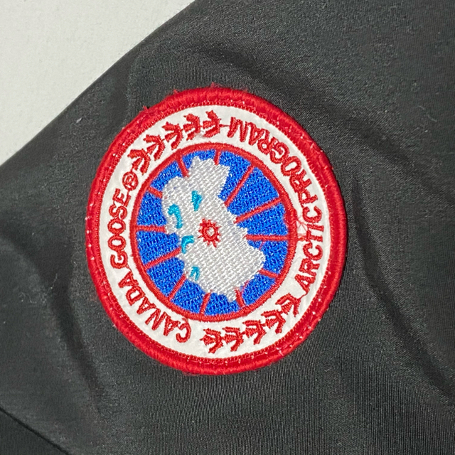 CANADA GOOSE(カナダグース)の最終値下げ！カナダグース メンズのジャケット/アウター(ダウンジャケット)の商品写真