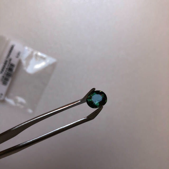 最終価格❗️パライバトルマリン ルース 1.53ct レディースのアクセサリー(その他)の商品写真