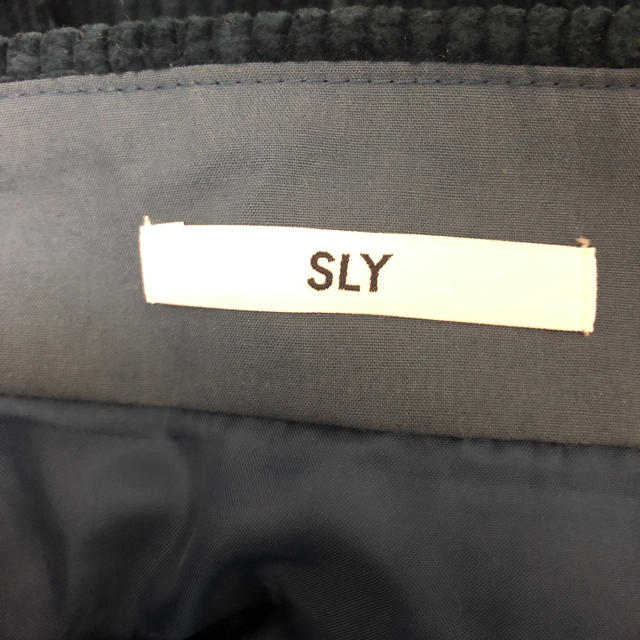 SLY(スライ)のYuu ka様専用！SLY コーデュロイスカートとジャケット レディースのスカート(ひざ丈スカート)の商品写真