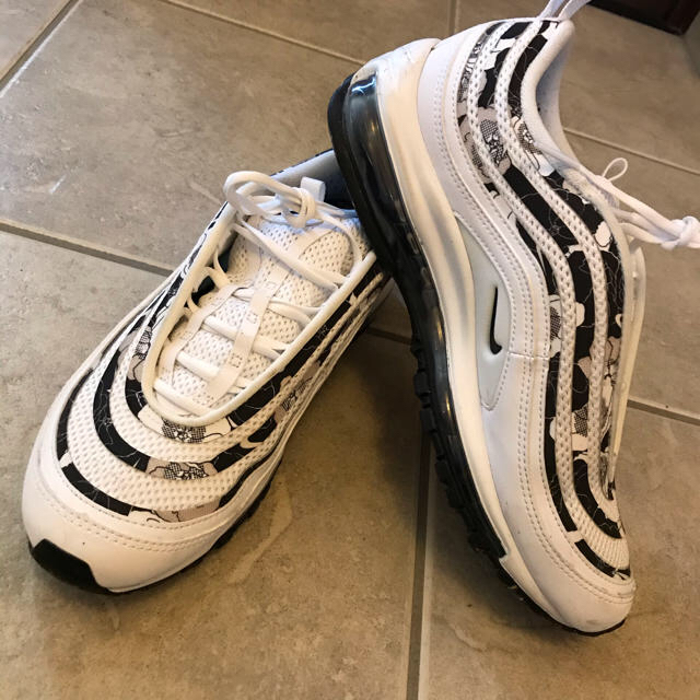 靴/シューズNIKEスニーカー　airmax97