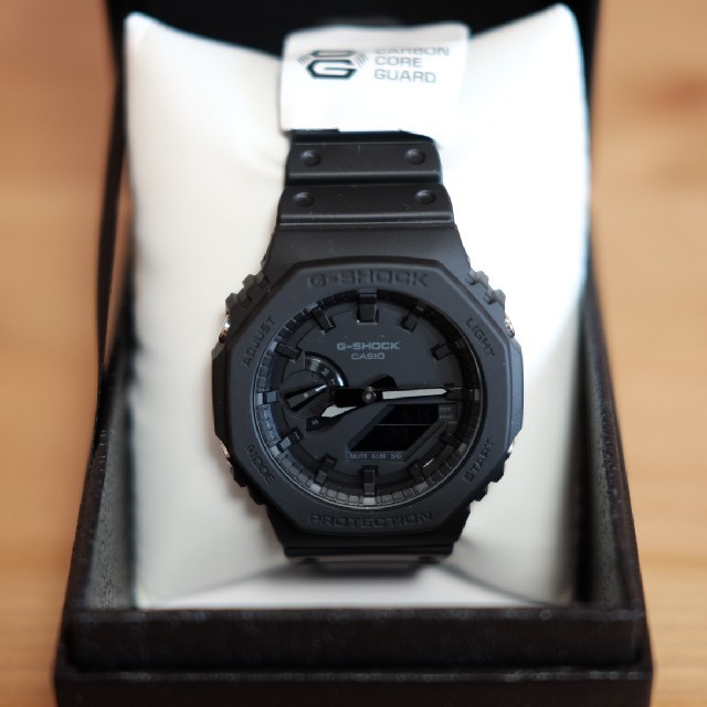 カシオGショック CASIO G-shock カーボンコアガード GA2100