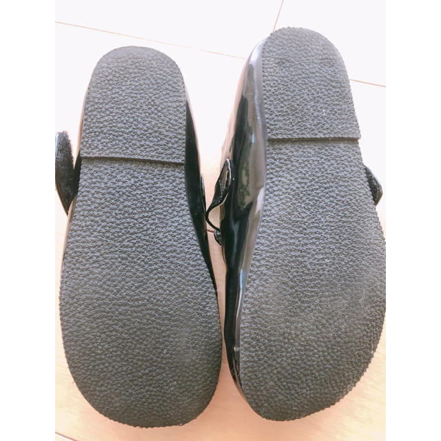 子供  エナメル 靴 黒 フォーマルシューズ キッズ/ベビー/マタニティのキッズ靴/シューズ(15cm~)(フォーマルシューズ)の商品写真