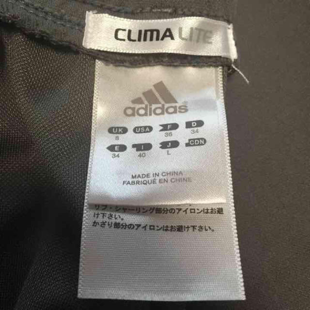 adidas(アディダス)の美品・送料込み アディダス半ズボン レディースのパンツ(ハーフパンツ)の商品写真