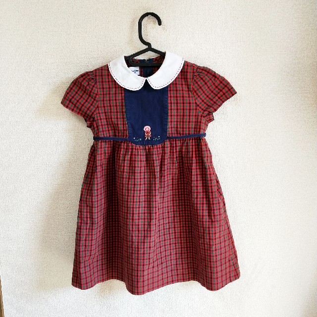 familiar(ファミリア)の中古品(110cm)familiarの半袖ワンピース キッズ/ベビー/マタニティのキッズ服女の子用(90cm~)(ワンピース)の商品写真