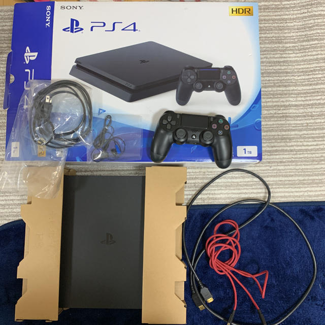 PlayStation4 - PlayStation®4 ジェット・ブラック 1TB CUH-2100BB01の