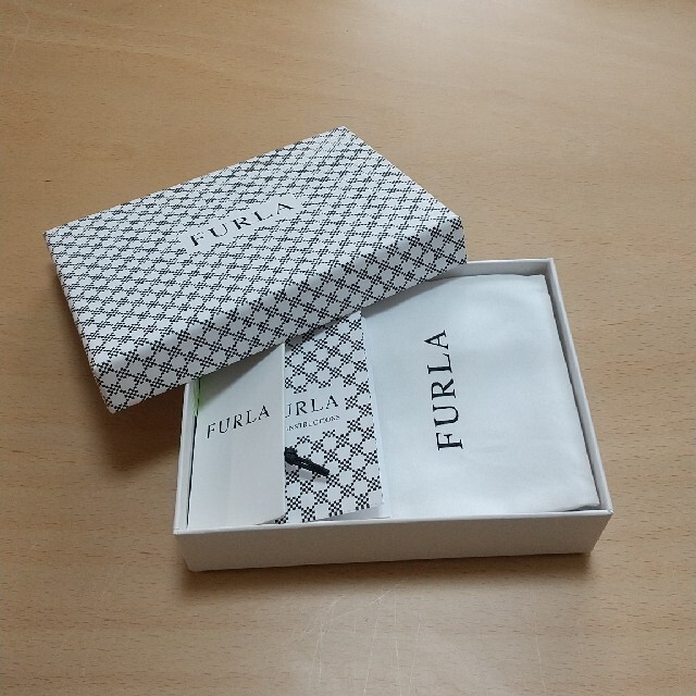 Furla(フルラ)のFURLA フルラ　スモールウォレット レディースのファッション小物(財布)の商品写真