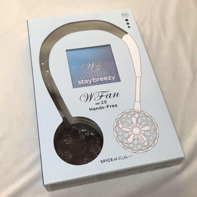 W Fan ハンズフリー扇風機　肩掛け扇風機 スマホ/家電/カメラの冷暖房/空調(扇風機)の商品写真