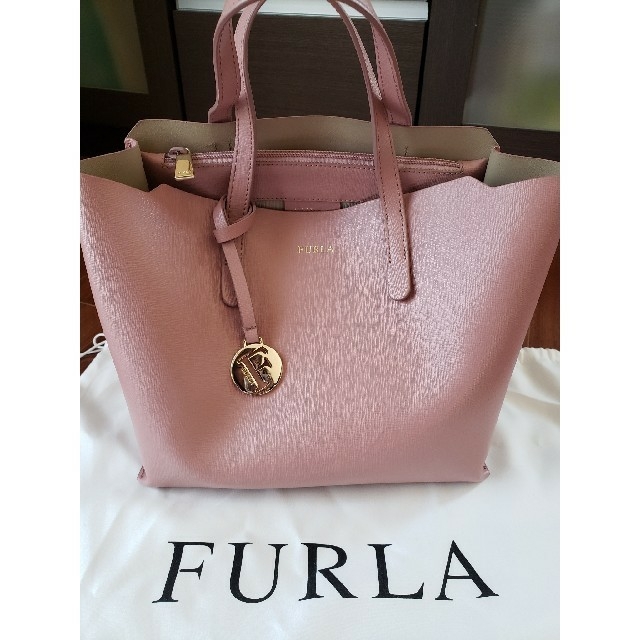 FURLA　トートバッグ